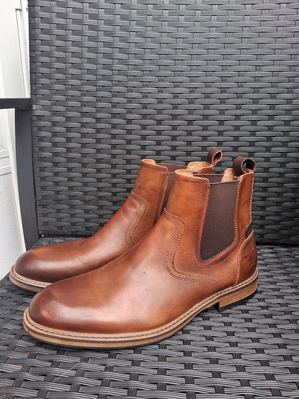 Rodd & Gunn Dargaville Chelsea Boots in Cognac Brown, Size 44
